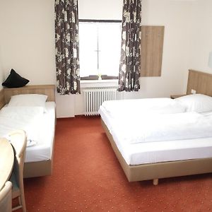 Familien-Zimmer